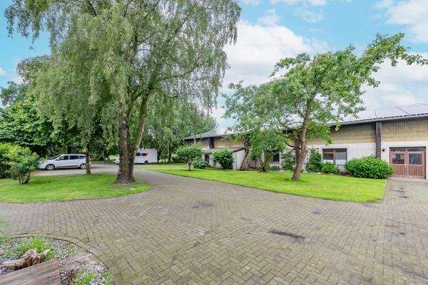 diverse Stellplätze