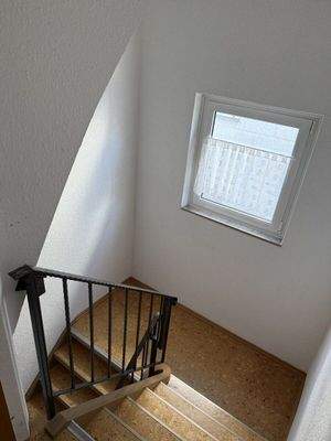 Treppenhaus ins 1. OG