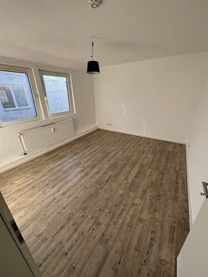 Wohn- und Schlafzimmer