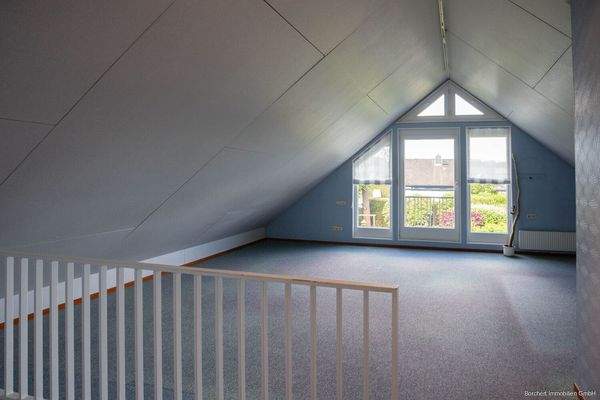 Zimmer mit offener Galerie