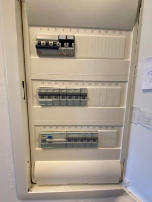 Elektrik teilweise neu