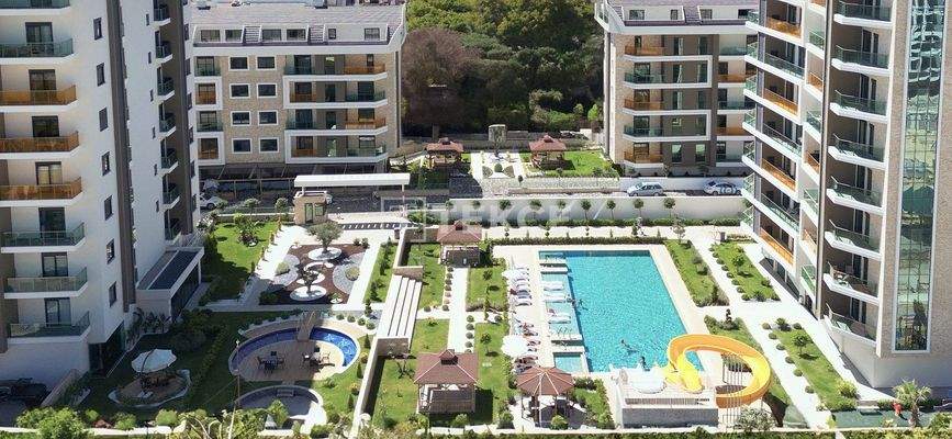 Quality Designed Apartments with Sea View in Alanya Avsallar