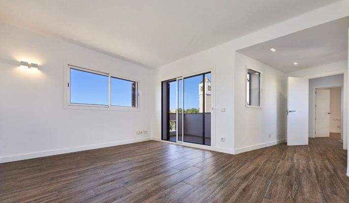 Neubau-Villa neben dem Golfplatz zu verkaufen in Nova Santa Ponsa, Mallorca