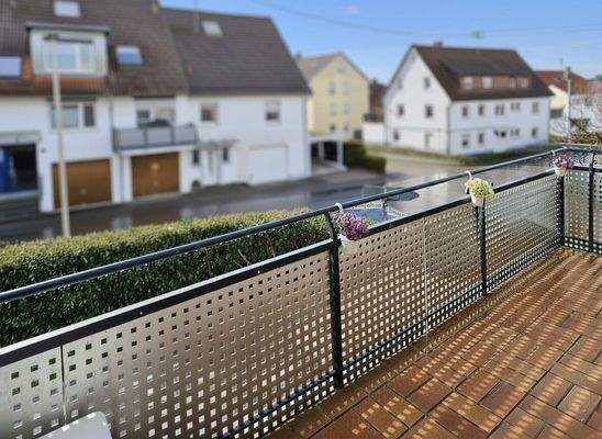 Balkon mitSüd-Ausrichtung