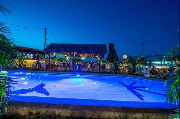 Hotel-Apartments am Meer in Kolymbari zu verkaufen