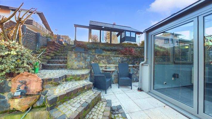 Terrasse zur 2. Ebene