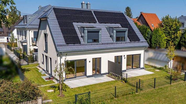 Blumenstr. 16 a/b, Karlsfeld