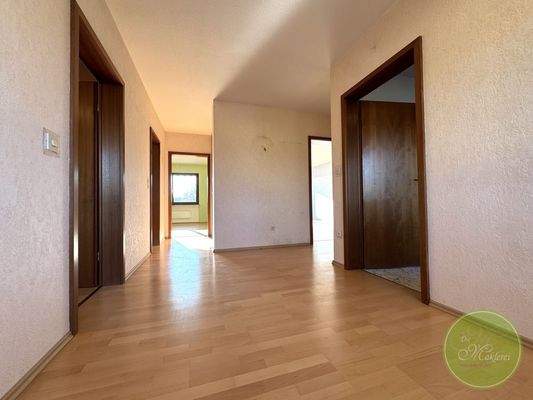 ... zum offenen Essbereich mit ...