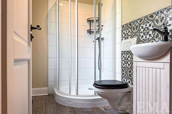 Duschbad im Erdgeschoss