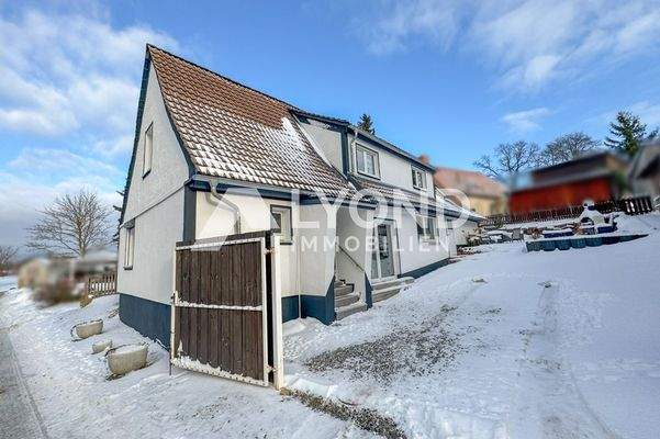 Hausansicht Winter
