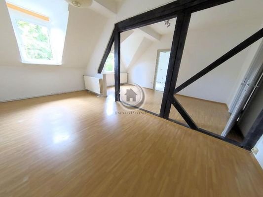 großes Wohnzimmer - Bild 2 - vor der Renovierung