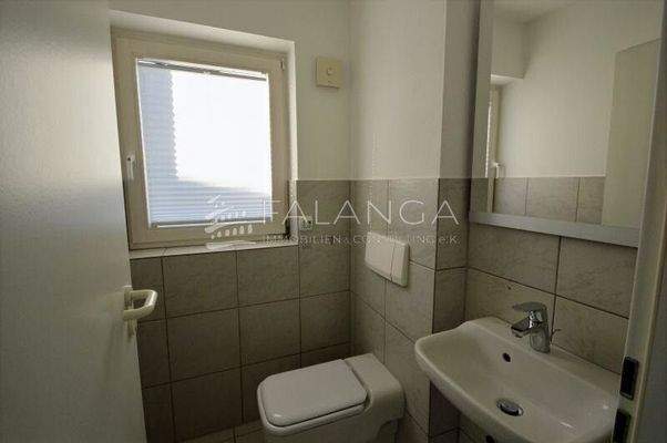 Tageslicht - Gäste-Toilette