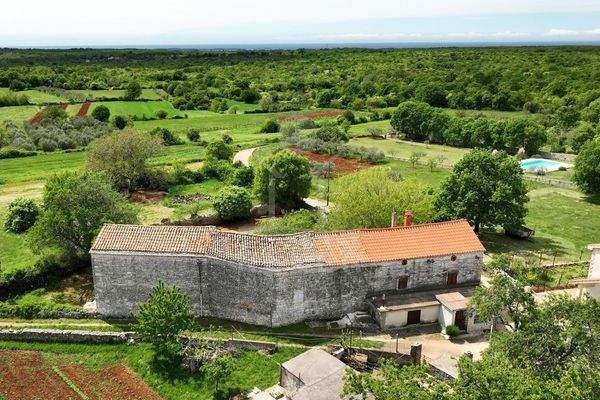 Märchenhaftes Steinhaus in Istrien