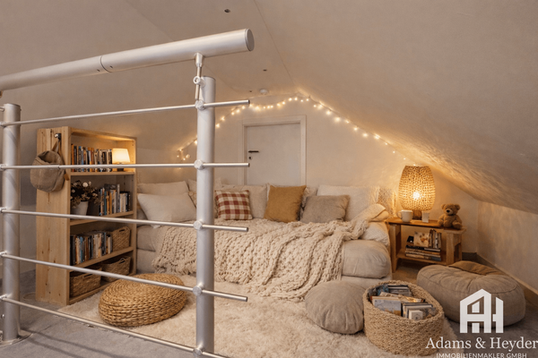 DG Empore (Einrichtungsbeispiel)