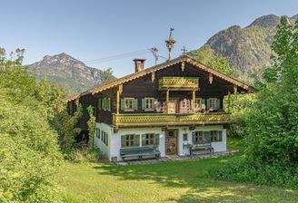 KITZIMMO-Historisches Bauernhaus in traumhafter Lage kaufen - Immobilien Erpfendorf.