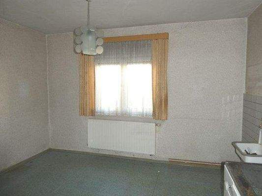 EG: 3x Räume + Flur