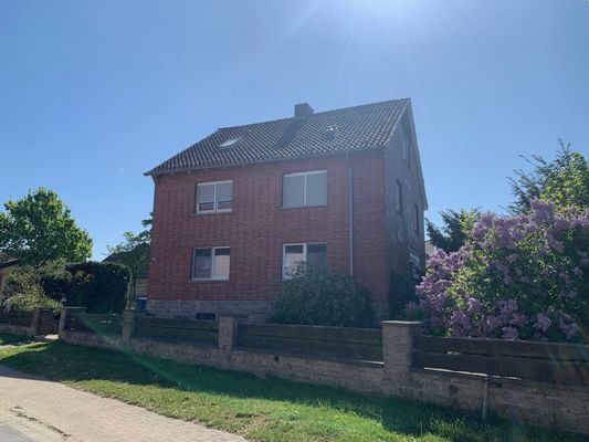 Straßenansicht
