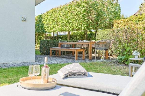 Sonnenplatz im Garten des Hauses Ludwig