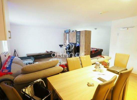 Essen/Wohnen/Schlafen