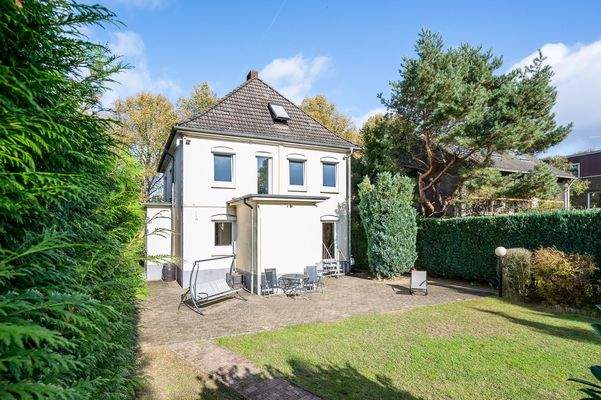 Haus Hinteransicht (l)