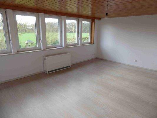 Wohnzimmer mit Kaminanschluss