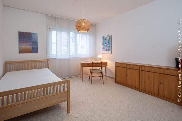 großes Schlafzimmer