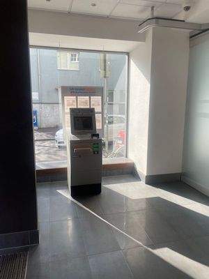 Schalterraum-Matterstockstr.27-Wü (2).jpg