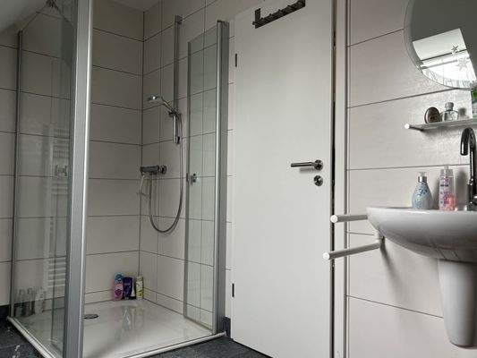 Duschbad im DG