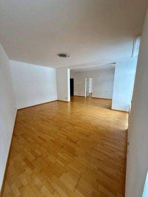 Wohnbereich Teil 2.jpg