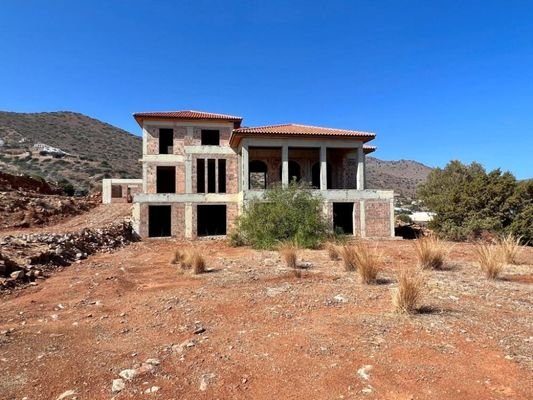 Kreta, Elounda: Rohbau - Luxusvilla mit atemberaub