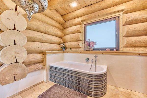 09 Badezimmer EG.jpg