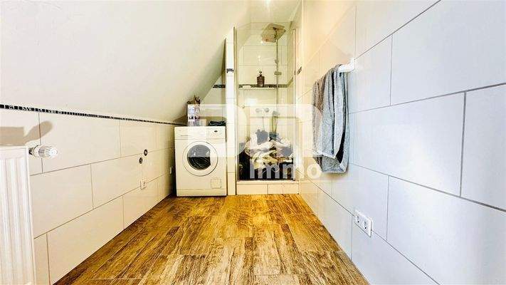 OG2 Apartment 5 Bad / Dusche