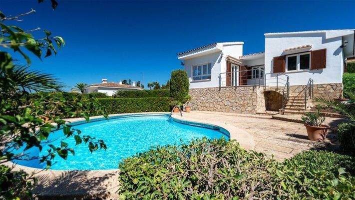 Bahía Azul Mallorca Villa zum Verkauf Pool BHHS-BAL-0571