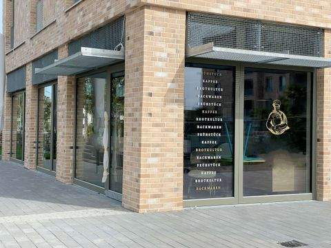 Graben-Neudorf Halle, Graben-Neudorf Hallenfläche