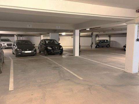 Kufstein Garage, Kufstein Stellplatz