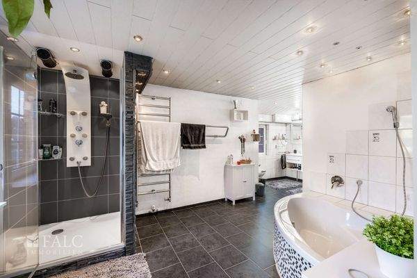 Badezimmer - Erdgeschoss