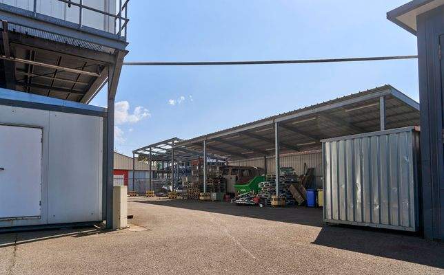 010_Außenlager und Strahlhalle  Südseite.jpg