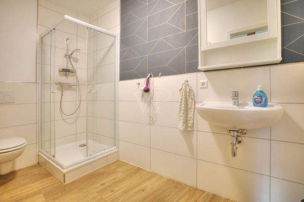 Badezimmer Wohnung 1