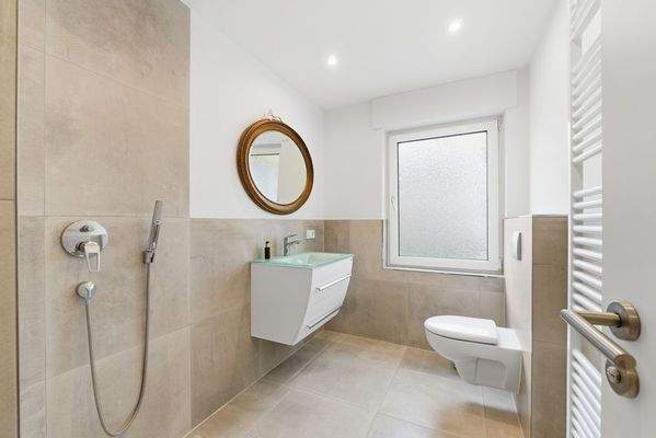 Badezimmer Erdgeschoss