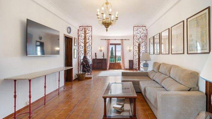 Charmante Finca mit verschiedenen Gebäuden zum Verkauf in Santanyí, Mallorca