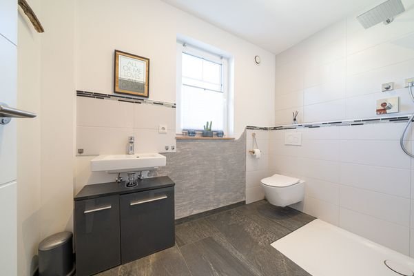 Badezimmer EG