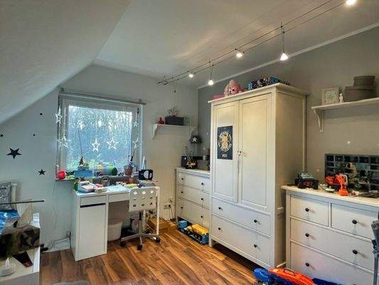 Kinderzimmer Dachgeschoss