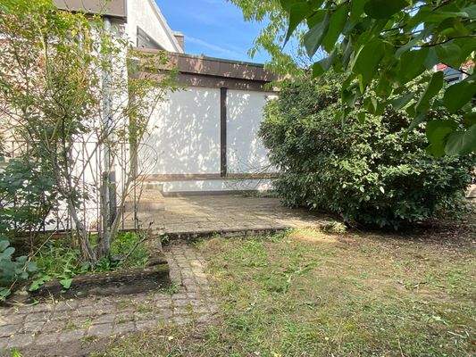 Garten mit Blick zum Freisitz Wohnen