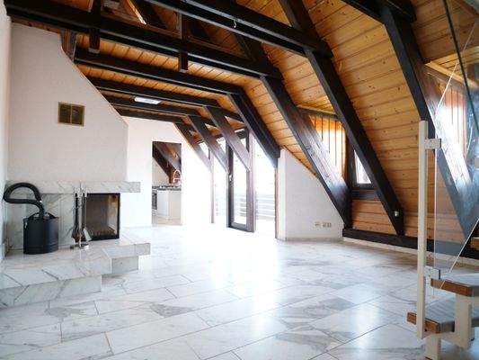 Wohnbereich mit Kamin