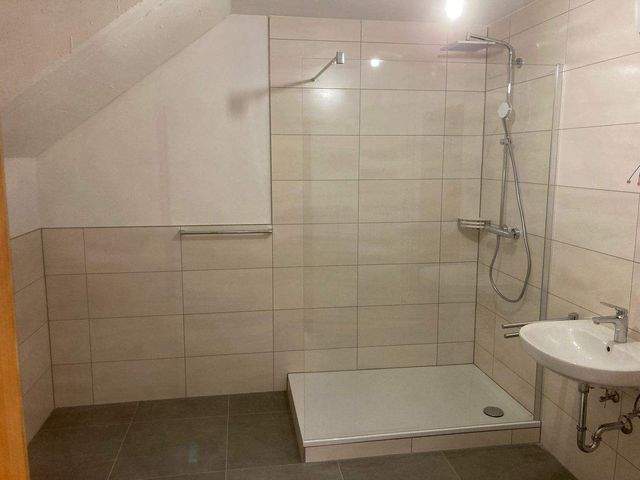 Ruhige 2,5Raum-Wohnung im Erdgeschoss zentral in Lam zu vermieten! - Foto 2
