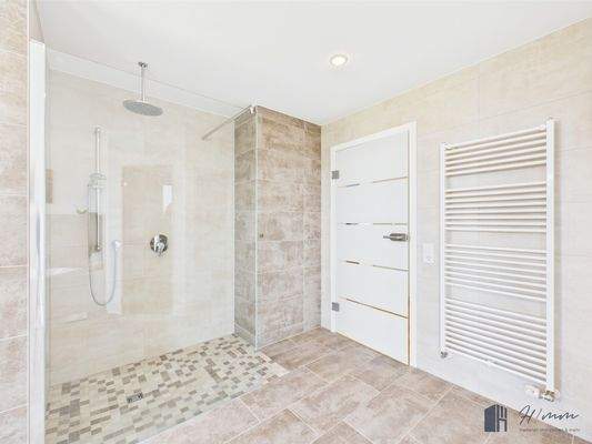 Badezimmer OG
