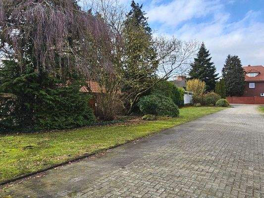 Grundstück Grünstreifen