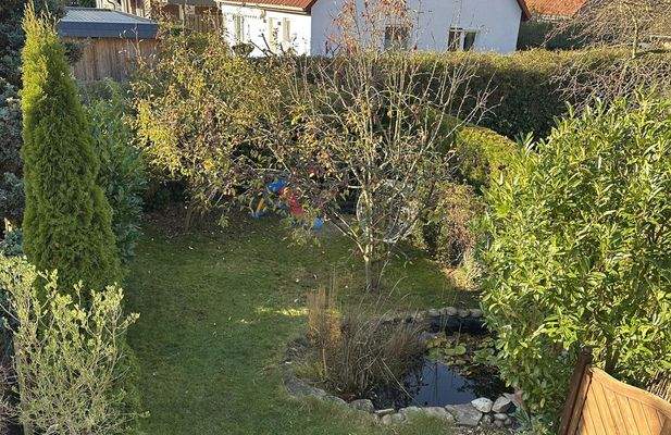 Blick in den Garten aus dem OG