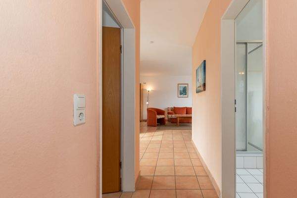 Der offene Blick durch die Wohnung