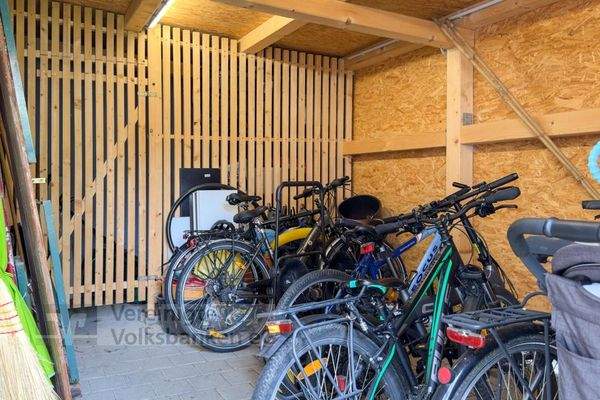 Fahrradschuppen